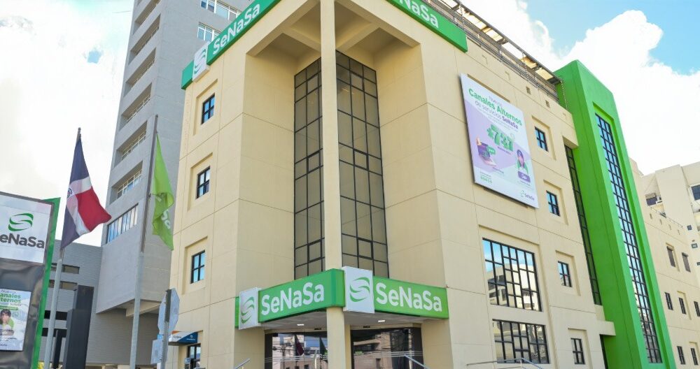 SeNaSa garantiza suministro de medicamentos y destaca entrega de reembolsos tras implementación de mejoras